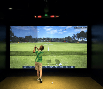 7 Ways to Use a Golf Simulator to Lower Your Score